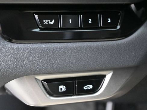 Used 2023 Lexus RX 350 Premium Plus w/ Accessory Package AWD/4WD image 5