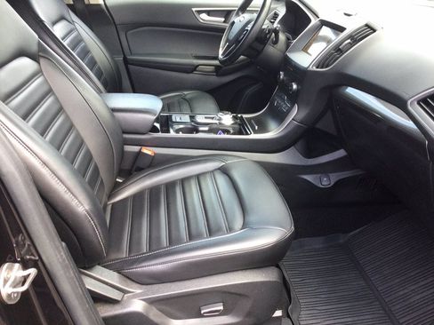 Used 2019 Ford Edge SEL w/ Equipment Group 201A AWD/4WD image 22