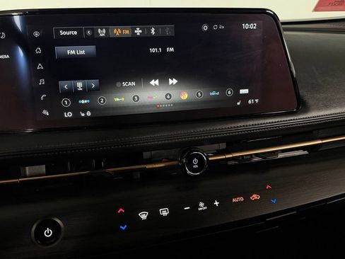 Used 2024 Nissan Ariya FWD image 19