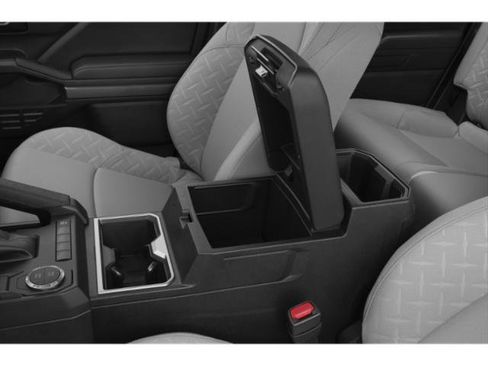 Used 2024 Toyota Tacoma SR5 AWD/4WD image 13