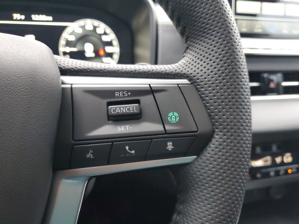 Used 2025 Mitsubishi Outlander SEL AWD/4WD image 21