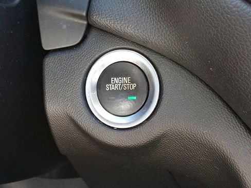 Certified 2020 Chevrolet Equinox LT w/ Driver Convenience Package image 23