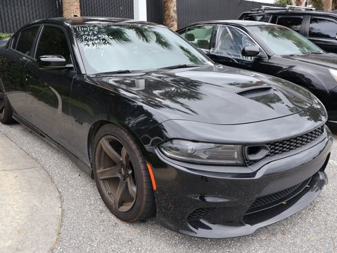 Used 2023 Dodge Charger R/T w/ Blacktop Package image 6