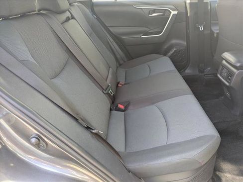Used 2024 Toyota RAV4 XLE AWD/4WD image 18