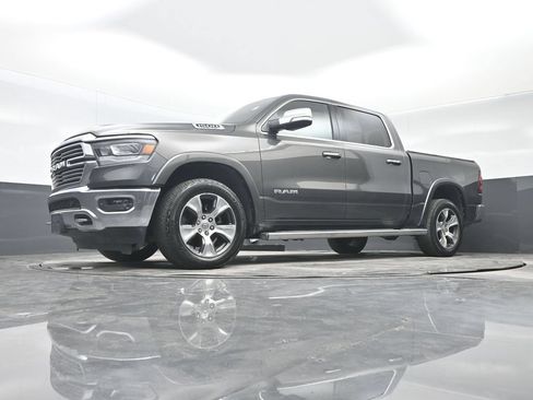 Used 2019 RAM 1500 Laramie AWD/4WD image 28