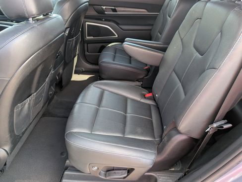 Used 2021 Kia Telluride EX w/ EX Premium Package FWD image 31