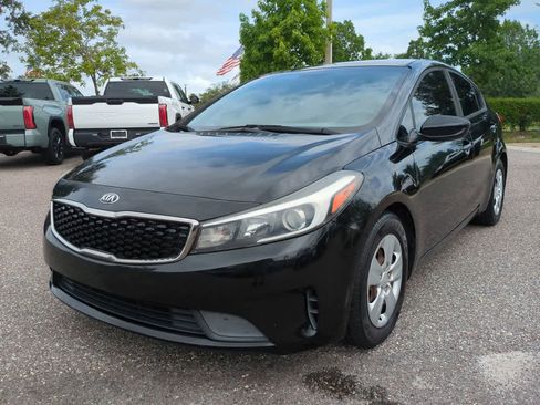 Used 2017 Kia Forte LX w/ LX Popular Package FWD image 2