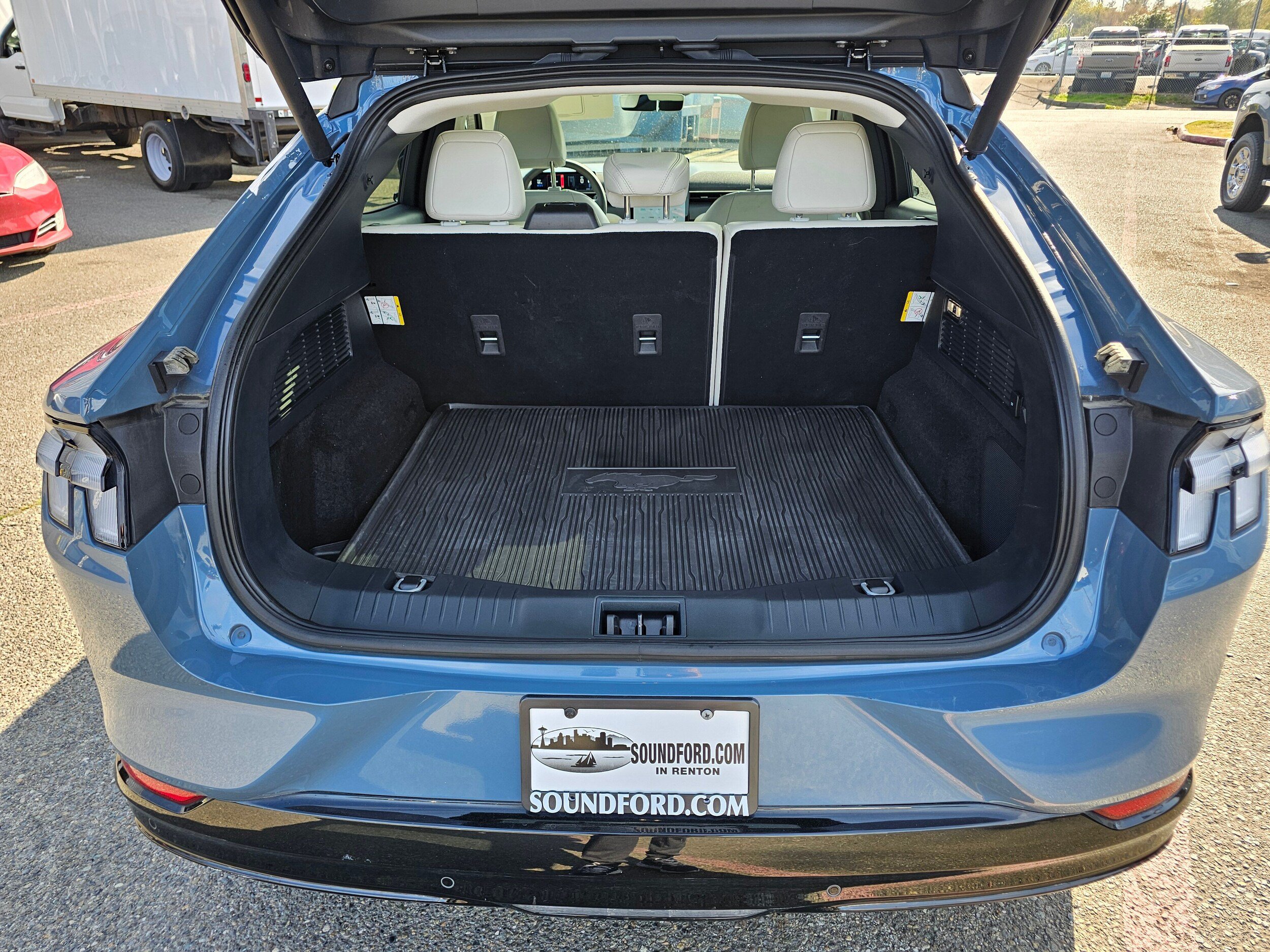 Used 2023 Ford Mustang Mach-E Premium AWD/4WD image 10