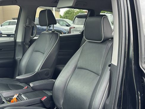 Used 2024 Honda Odyssey Elite image 10