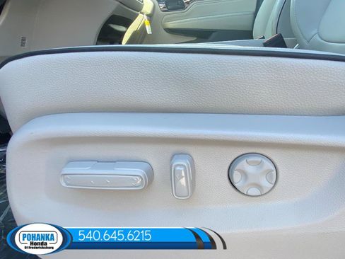 New 2026 Honda Odyssey Touring image 33
