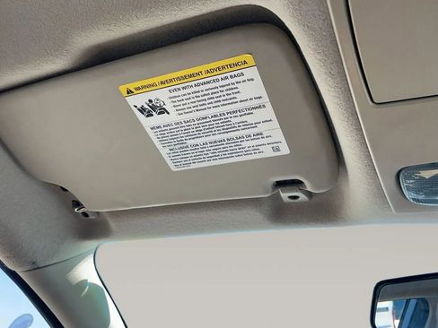 Used 2014 Ford Fiesta SE FWD image 22