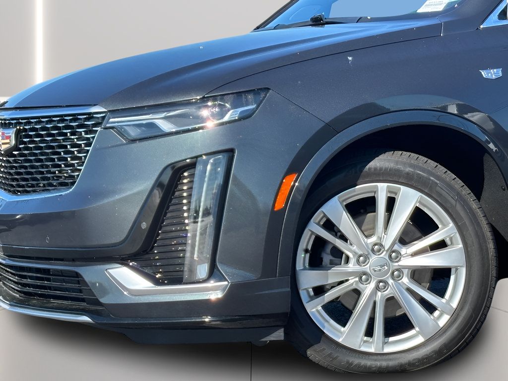Used 2023 Cadillac XT6 Premium Luxury AWD/4WD image 12