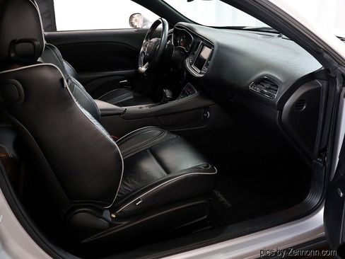 Used 2021 Dodge Challenger SRT Hellcat image 30