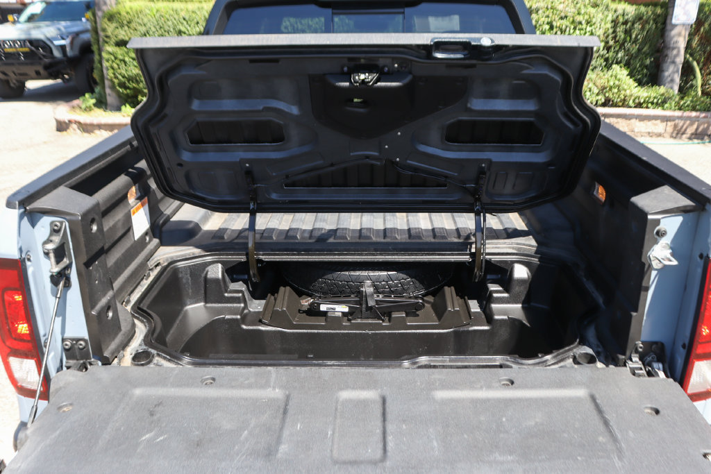Used 2025 Honda Ridgeline TrailSport image 9