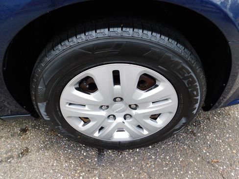 Used 2015 Dodge Grand Caravan American Value Package image 11