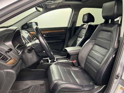 Used 2018 Honda CR-V Touring image 24