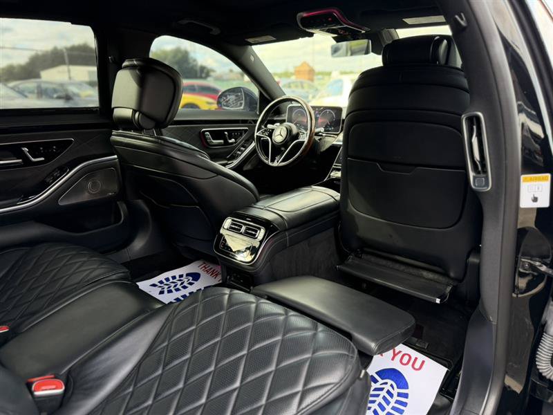 Used 2022 Mercedes-Benz S 580 4MATIC Sedan w/ Rear Seat Package image 60