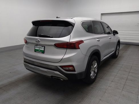 Used 2019 Hyundai Santa Fe SE FWD image 9