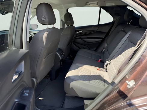 Used 2020 Chevrolet Equinox LT AWD/4WD image 27