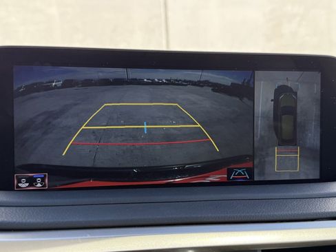 Used 2022 Lexus RX 450h AWD w/ Luxury Package image 10