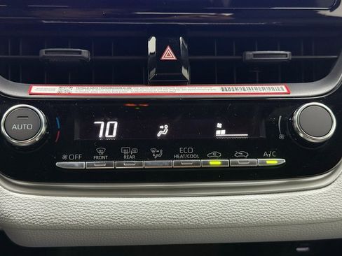 New 2026 Toyota Corolla SE image 18