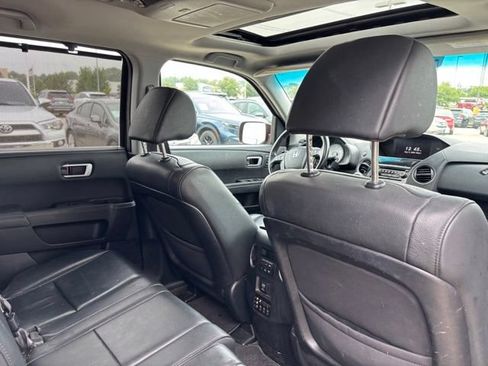 Used 2014 Honda Pilot Touring image 21
