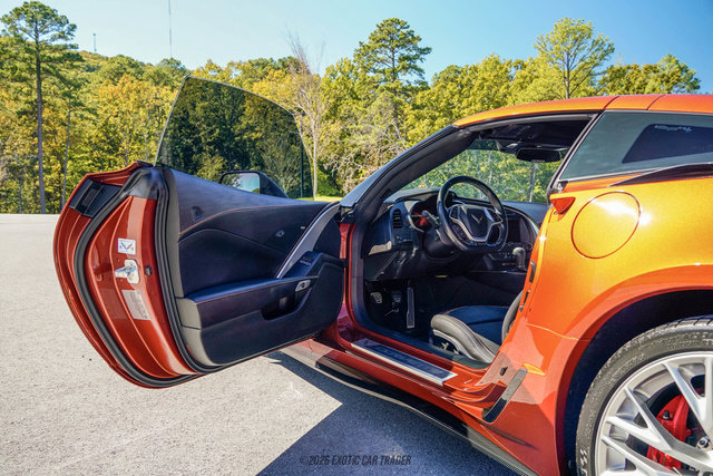 Used 2015 Chevrolet Corvette Z06 w/ Z07 Performance Package RWD image 50