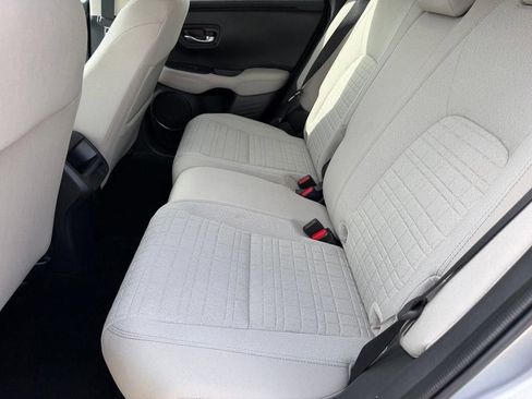 Certified 2026 Honda HR-V LX image 11