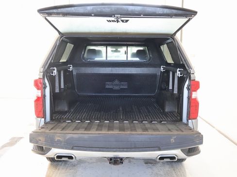 Certified 2021 Chevrolet Silverado 1500 LT w/ Z71 Off-Road Package image 31