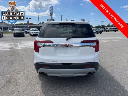 Used 2023 GMC Acadia SLE w/ Driver Convenience Package FWD image 4