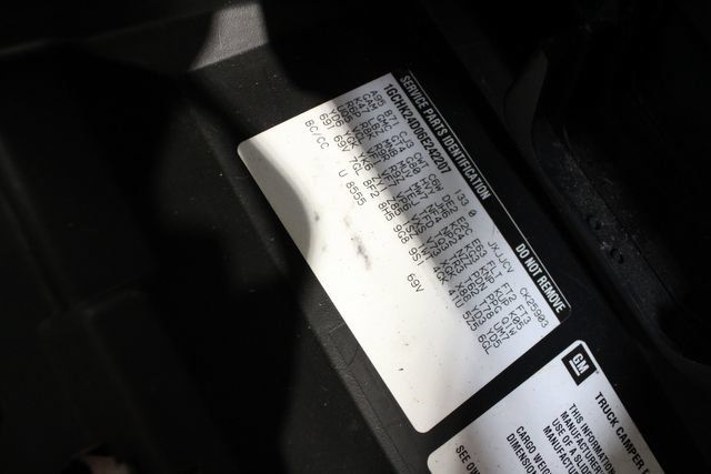 Used 2006 Chevrolet Silverado 2500 W/T w/ Heavy-Duty Power Package AWD/4WD image 14