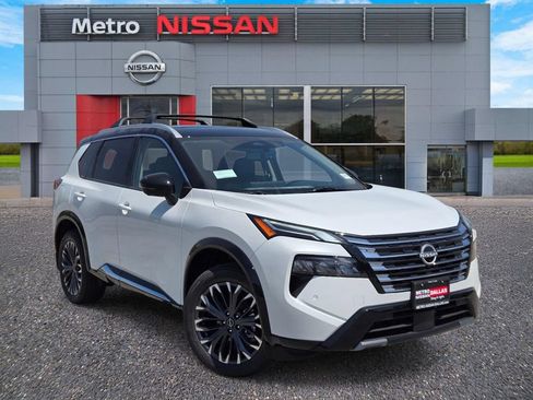 New 2026 Nissan Rogue Platinum w/ Platinum Premium Package AWD/4WD image 1