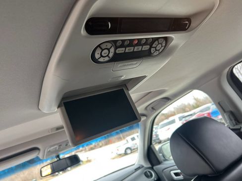 Used 2011 Honda Pilot Touring image 27