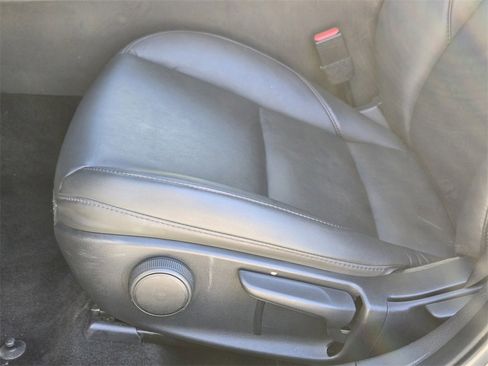 Used 2024 MAZDA MAZDA3 s image 26