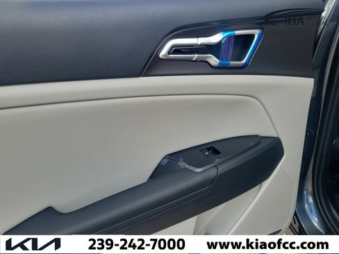 New 2026 Kia Sportage EX FWD image 12