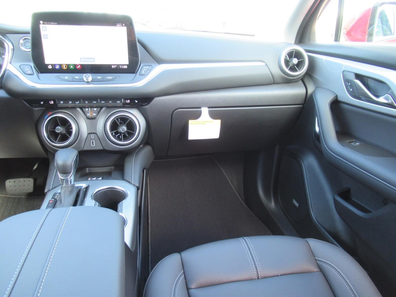 New 2026 Chevrolet Blazer LT w/ Sound & Technology Package FWD image 14