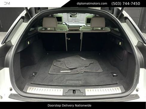 Used 2018 Land Rover Range Rover Velar R-Dynamic SE AWD/4WD image 46