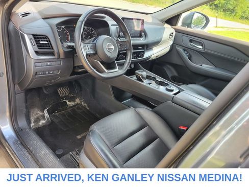 Certified 2023 Nissan Rogue SV w/ SV Premium B Package AWD/4WD image 9