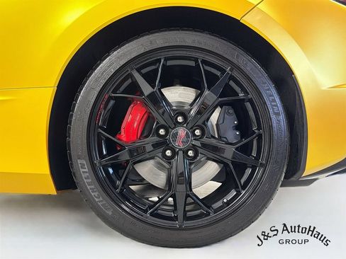 Used 2023 Chevrolet Corvette Stingray Coupe w/ Z51 Performance Package RWD image 35