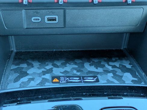 Certified 2023 GMC Canyon AT4X image 29