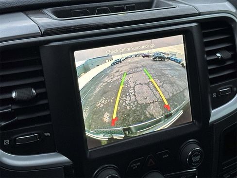 Used 2017 RAM 1500 Limited image 28