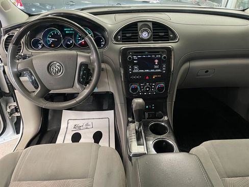 Used 2017 Buick Enclave Convenience FWD image 8