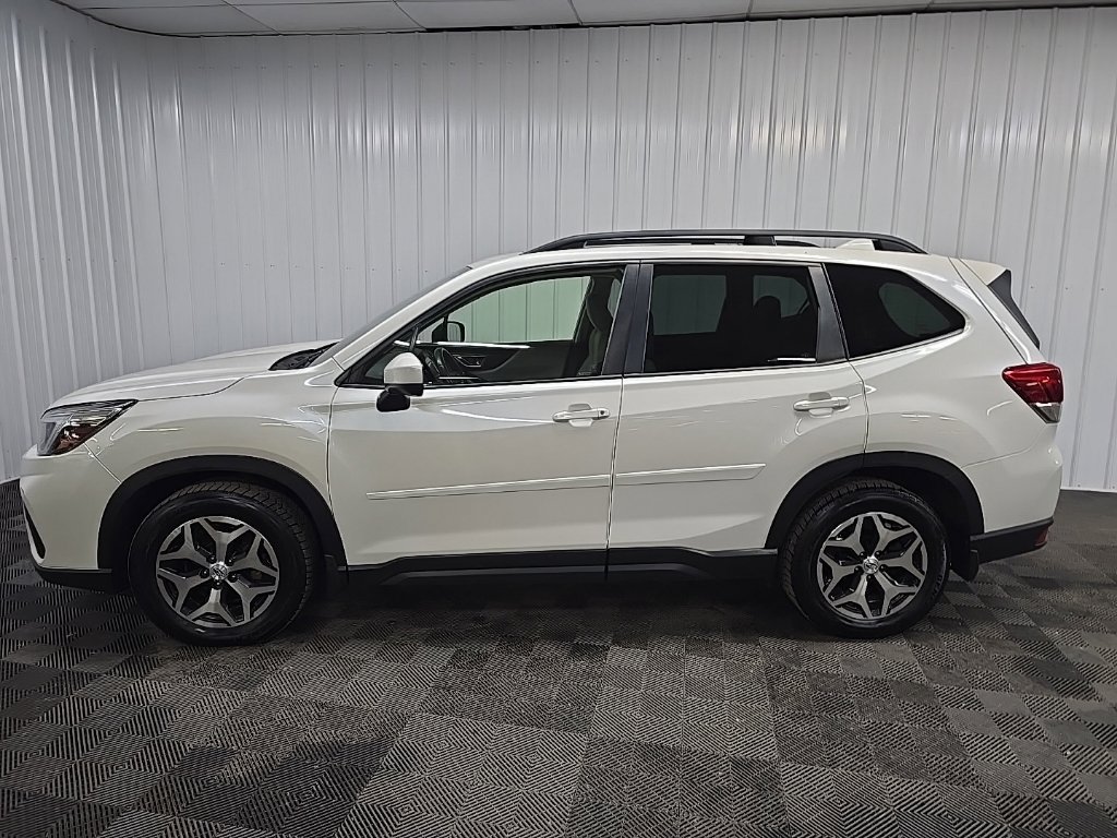 Used 2021 Subaru Forester Premium AWD/4WD image 5
