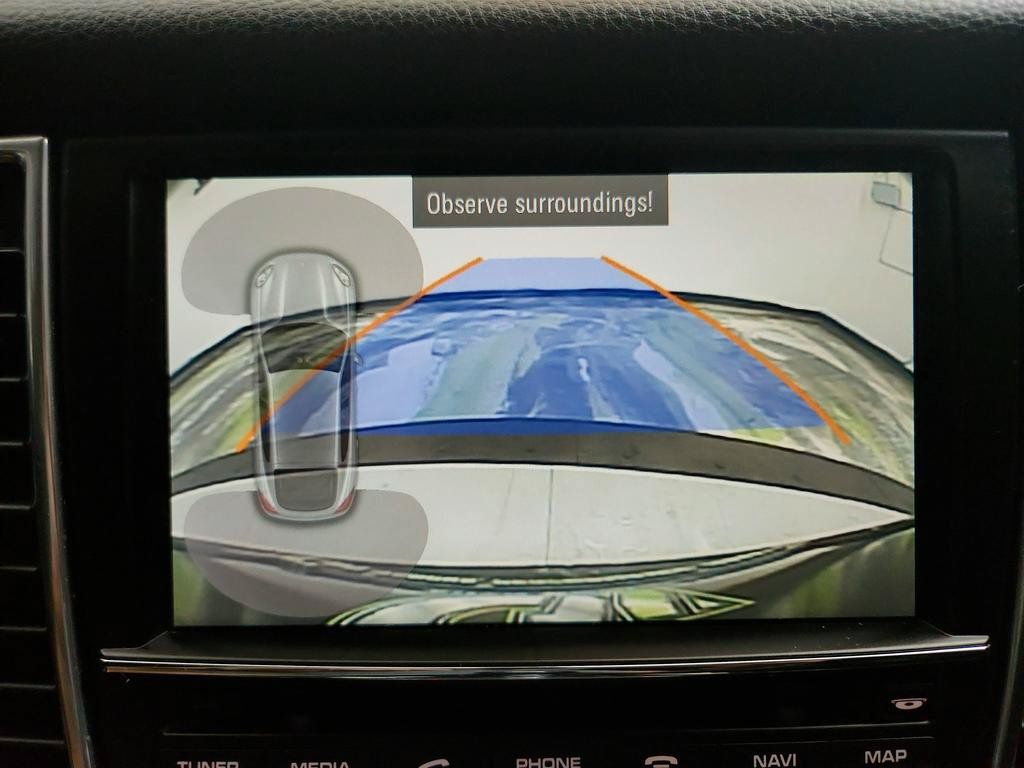 Used 2014 Porsche Panamera 4 AWD/4WD image 19