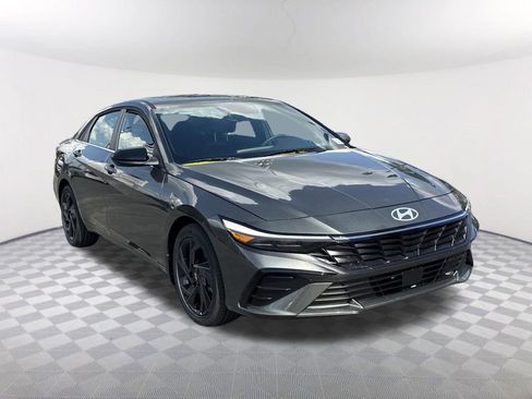 New 2026 Hyundai Elantra SEL Sport Premium w/ Cargo Package FWD image 3