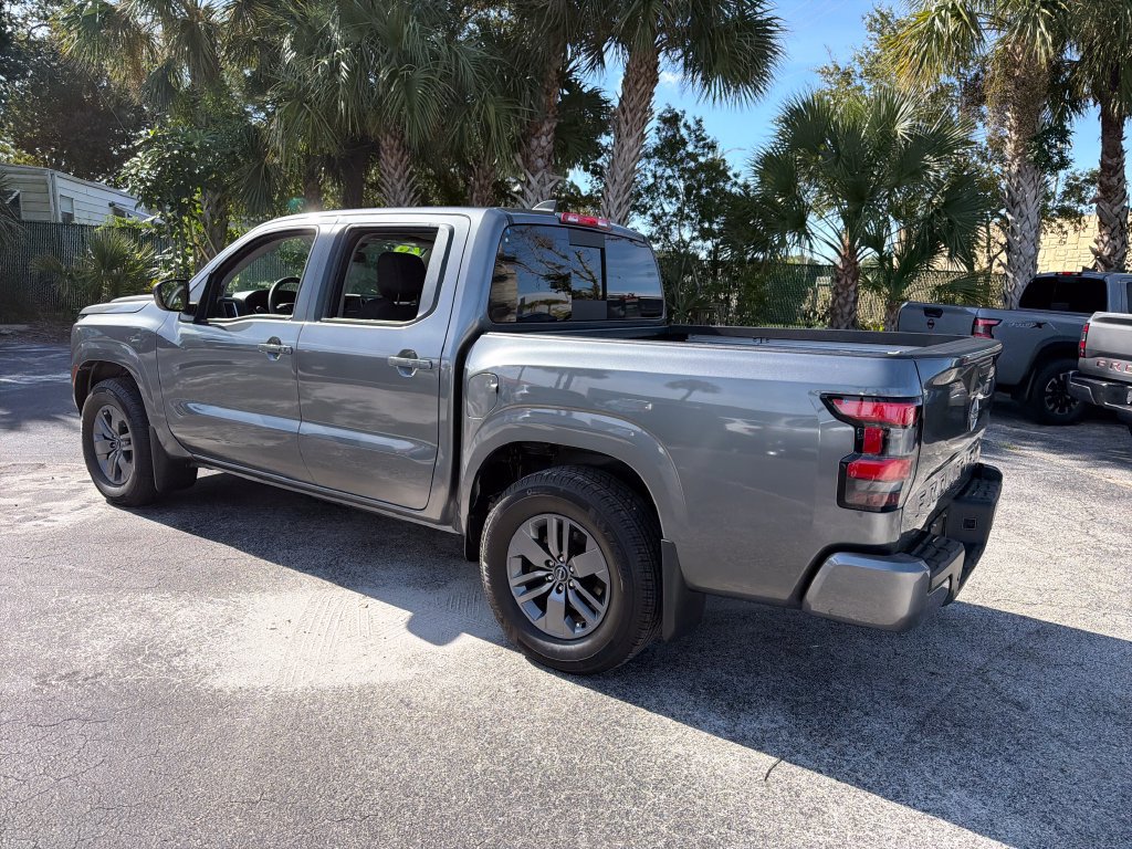 Used 2026 Nissan Frontier SV w/ SV Convenience Package RWD image 5