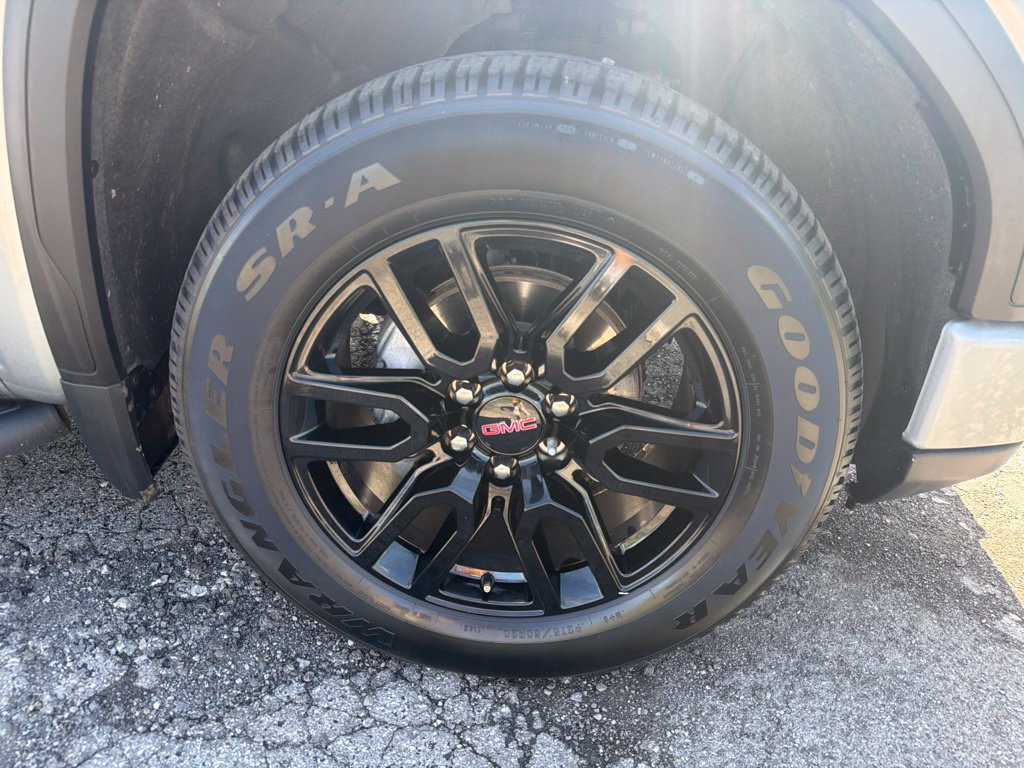 Used 2024 GMC Sierra 1500 Elevation AWD/4WD image 14