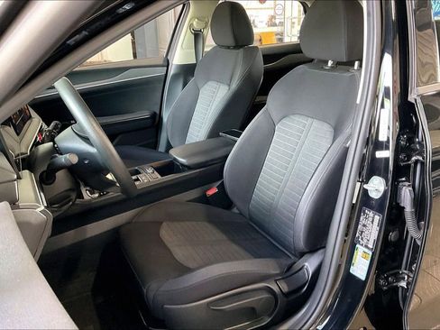 Used 2025 Kia K5 LXS FWD image 3