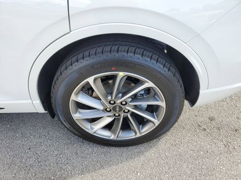 New 2026 Lincoln Corsair Grand Touring AWD/4WD image 8