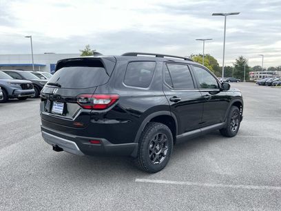 New 2025 Honda Pilot TrailSport